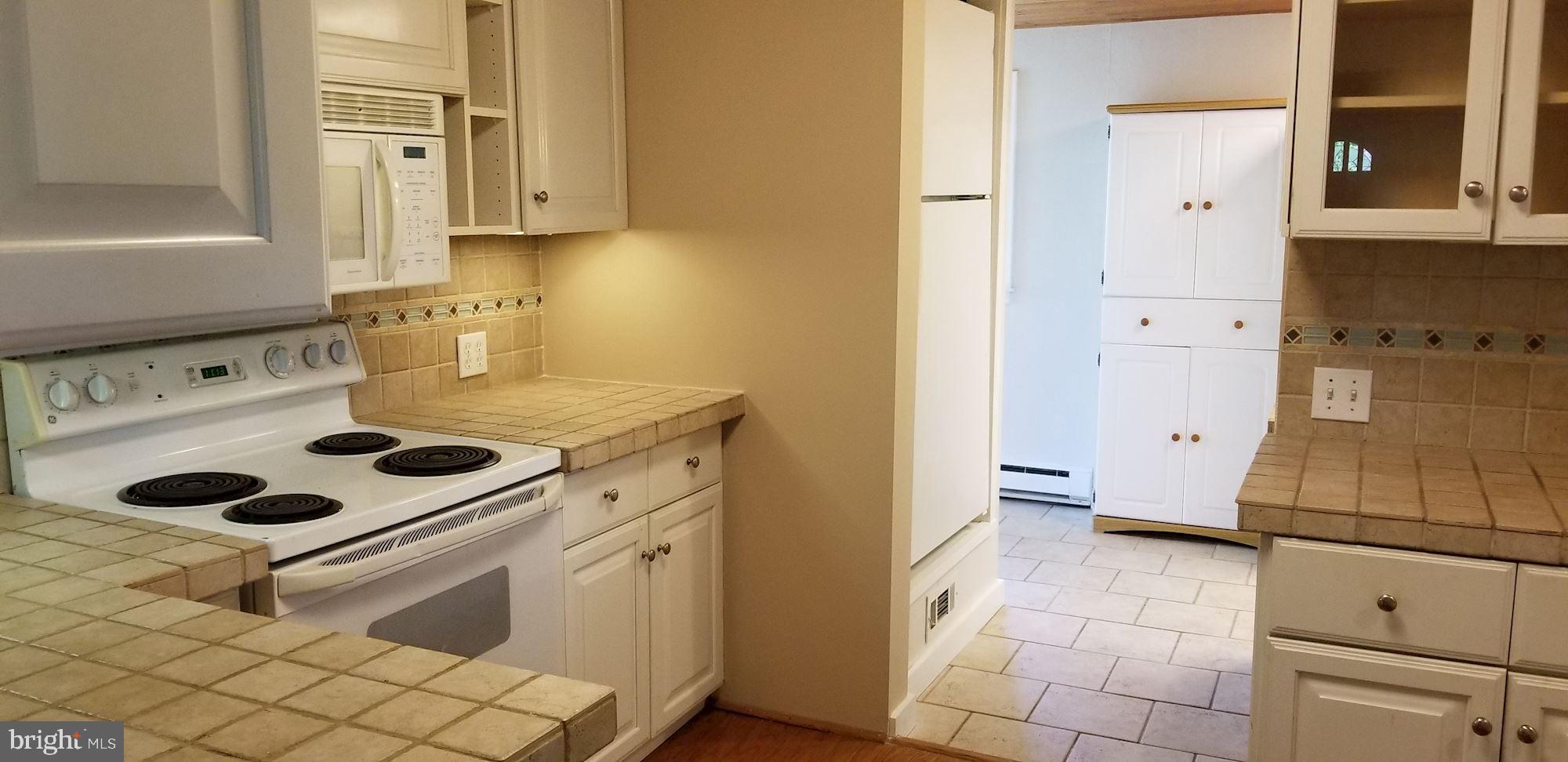 11034 Prospect Hill Road Glenn Dale, MD 20769 - Photo 18 of 28 Kitchen