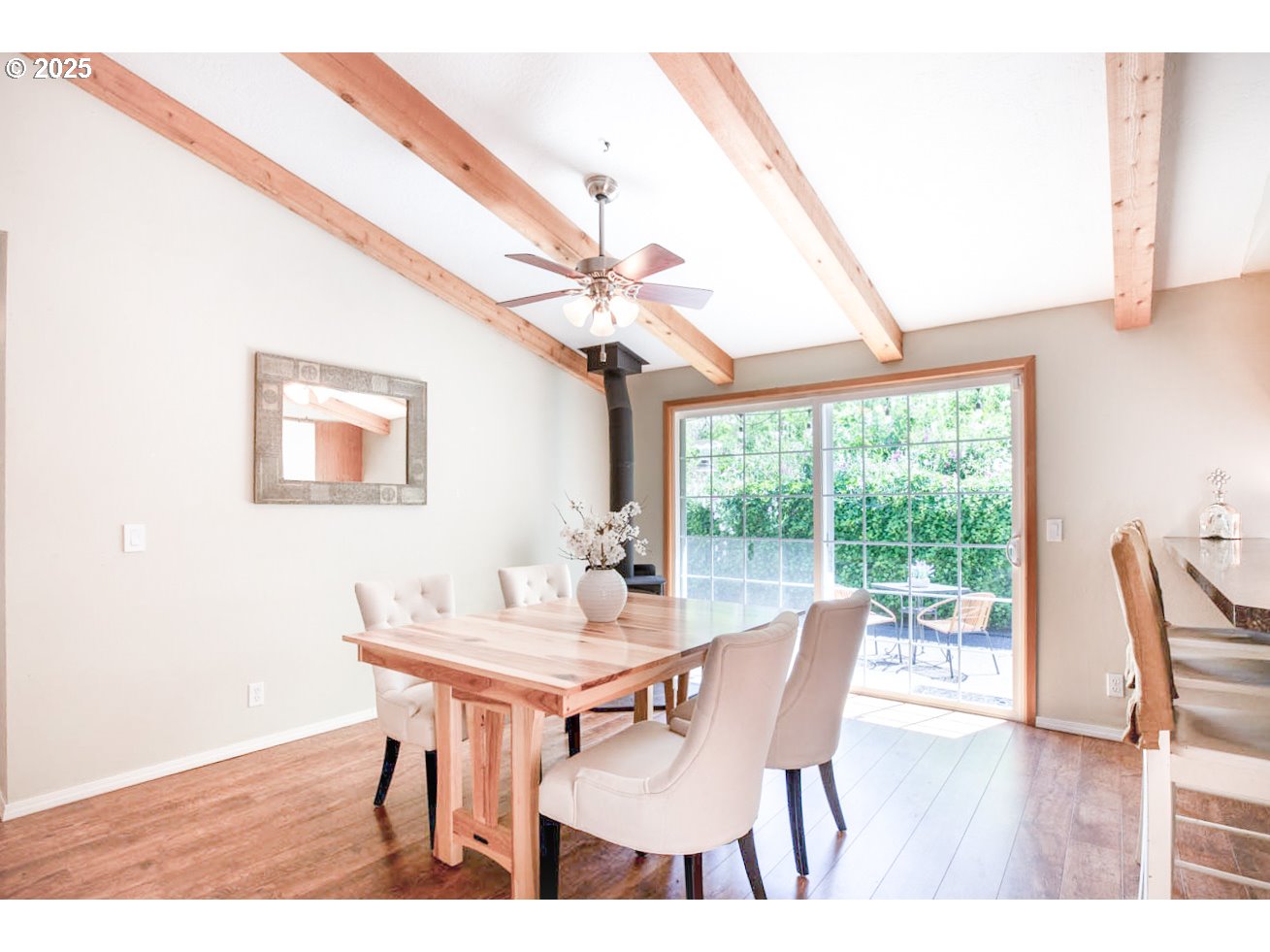 91035 Leashore Drive Vida, OR 97488 - Photo 17 of 34