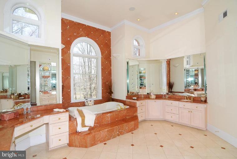 10400 Kingsbridge Road Ellicott City, MD 21042 - Photo 7 of 30 Master Bath