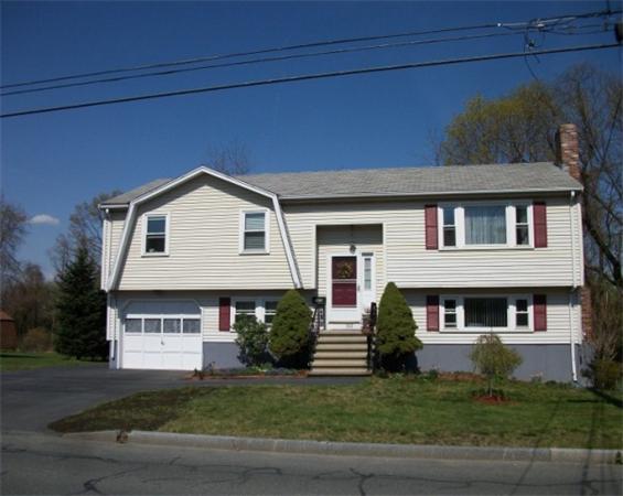 342 Ash Street Reading, MA 01867 - Photo 1 of 11 Gallery Image 1