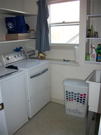 342 Ash Street Reading, MA 01867 - Photo 9 of 11 Gallery Image 9