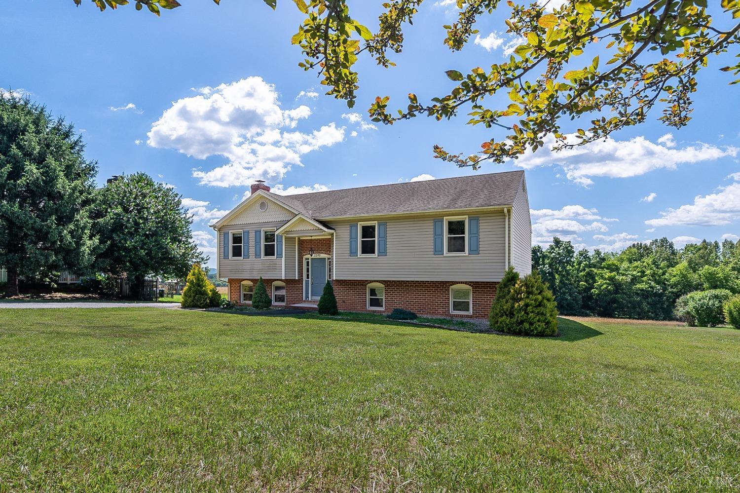 2248 Bateman Bridge Road Forest, VA 24551 - Photo 2 of 40 Gallery Image 2