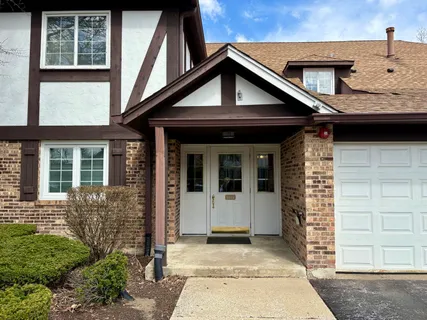 $295,000 | 5806 A Wolf Road, Unit 4, Western Springs, IL 60558