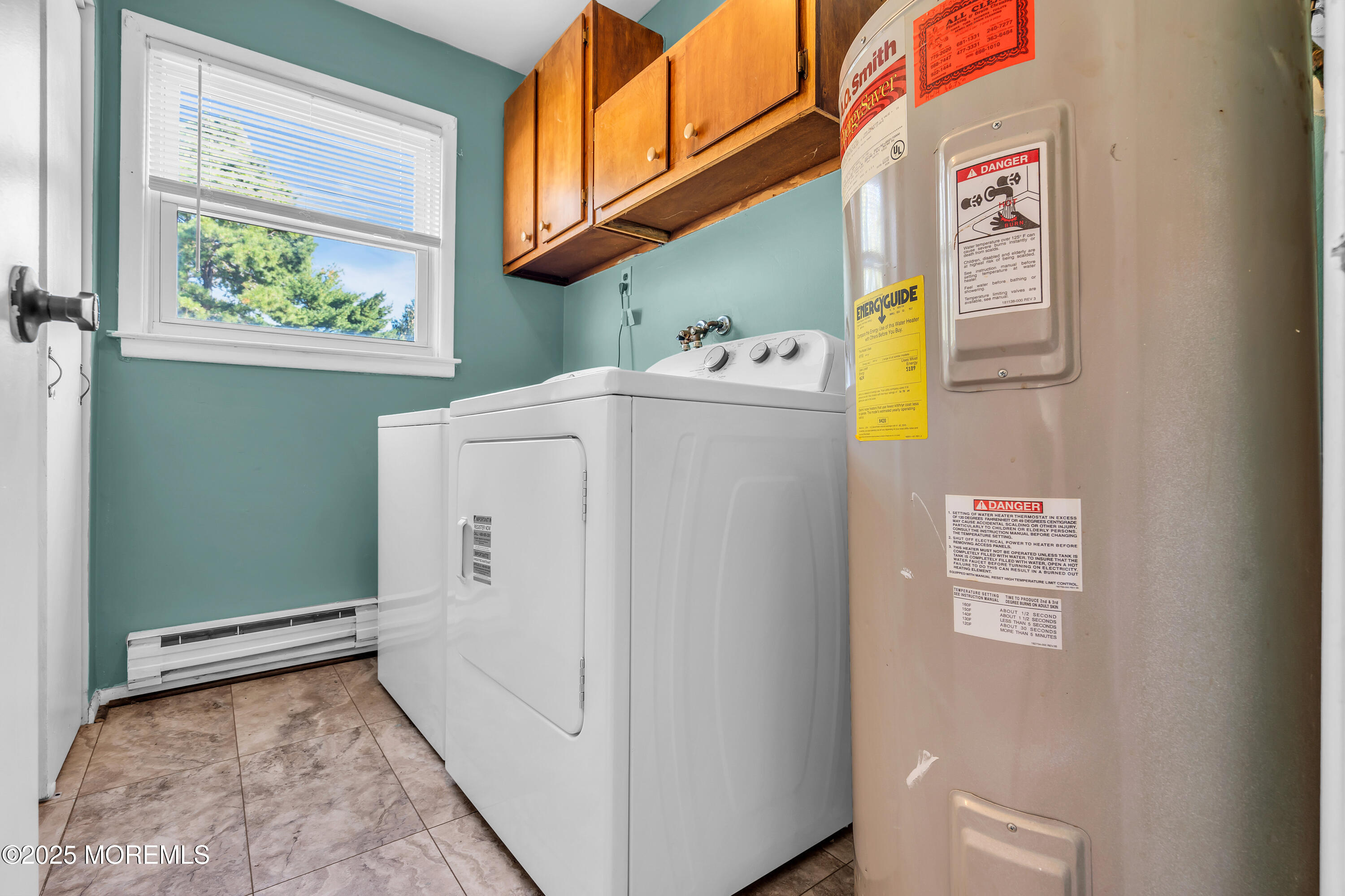 11 Hartford Road, Unit 70 Whiting, NJ 08759 - Photo 25 of 32 a view of hallway with window