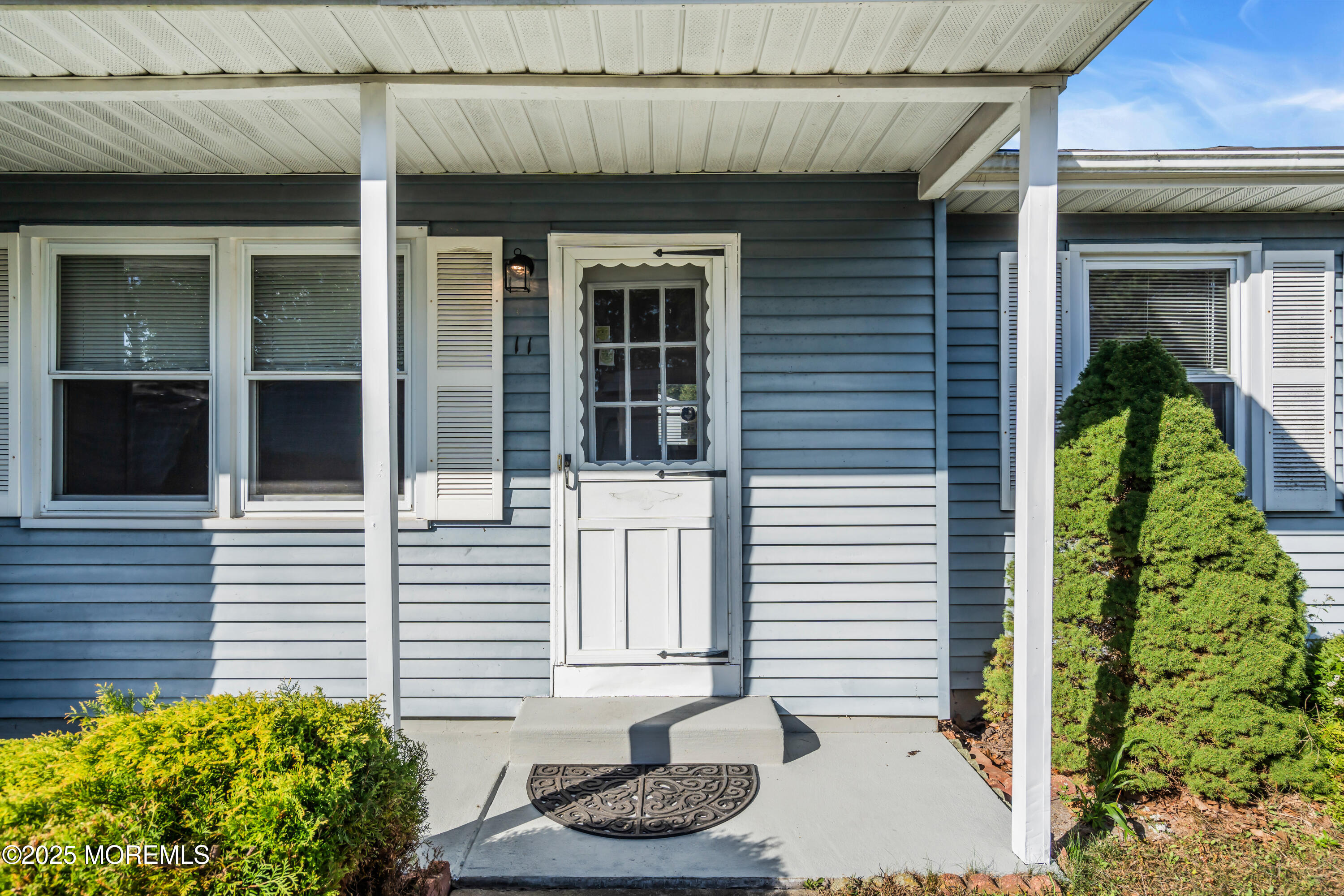 11 Hartford Road, Unit 70 Whiting, NJ 08759 - Photo 9 of 32 a front view of a house