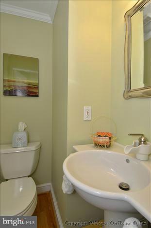 4005 Saul Road Kensington, MD 20895 - Photo 11 of 30 Bath