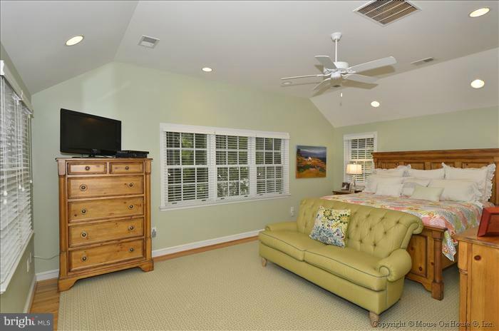 4005 Saul Road Kensington, MD 20895 - Photo 27 of 30 Bath (Master)