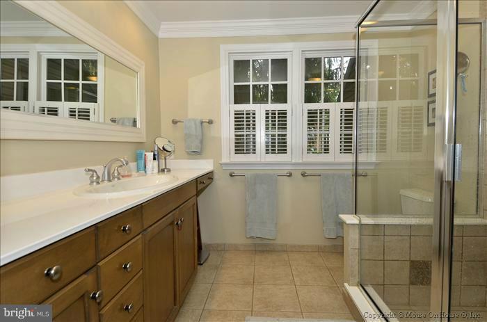 4005 Saul Road Kensington, MD 20895 - Photo 5 of 30 Bath (Master)