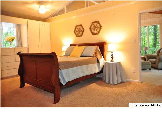 229 Snake Hill Road Trussville, AL 35173 - Photo 12 of 25