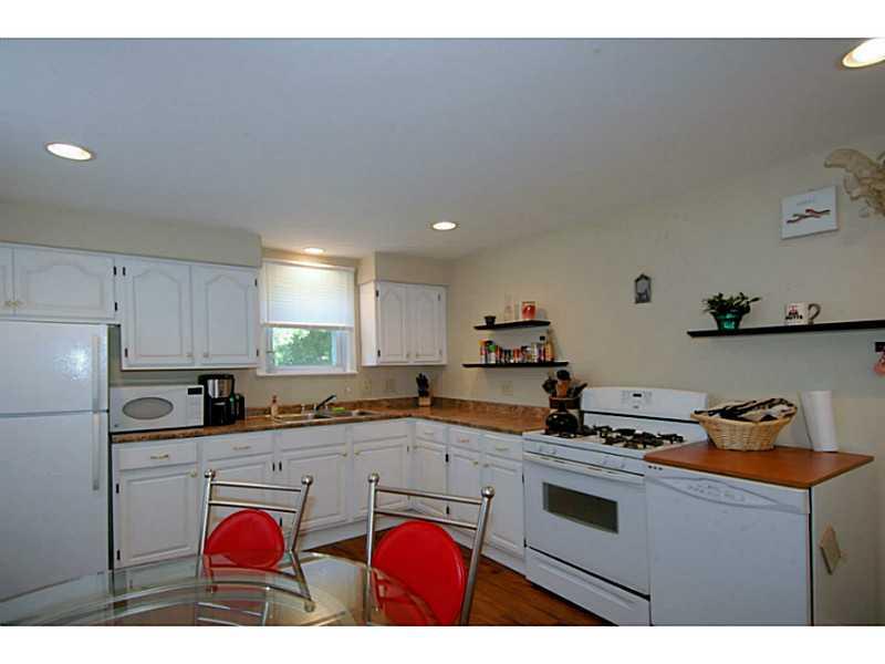 1807 Hulton Road Plum, PA 15147 - Photo 3 of 21 Kitchen. Fully equipped kitchen. Refrigerator, stove and dishwasher stay.