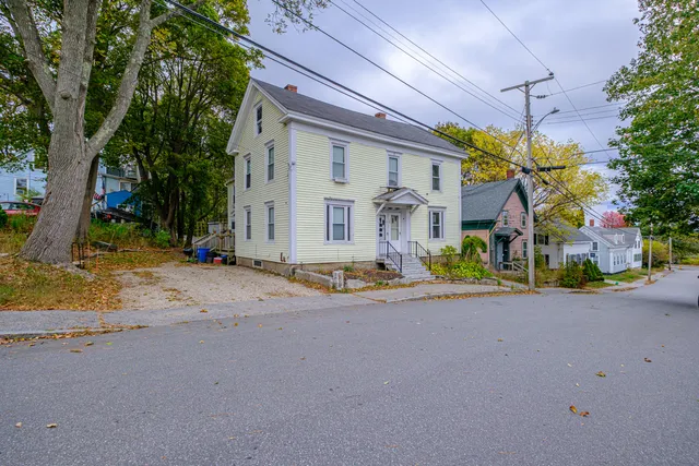 $379,000 | 29 Pine Street, Bath, ME 04530