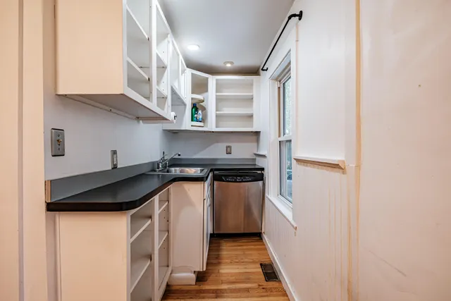 $379,000 | 29 Pine Street, Bath, ME 04530