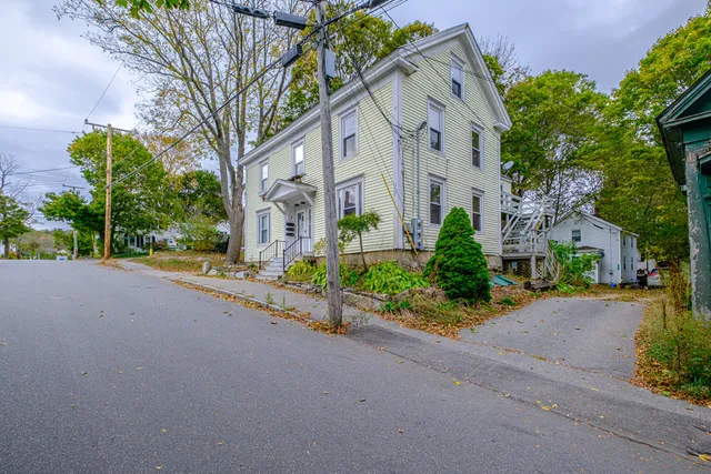$379,000 | 29 Pine Street, Bath, ME 04530