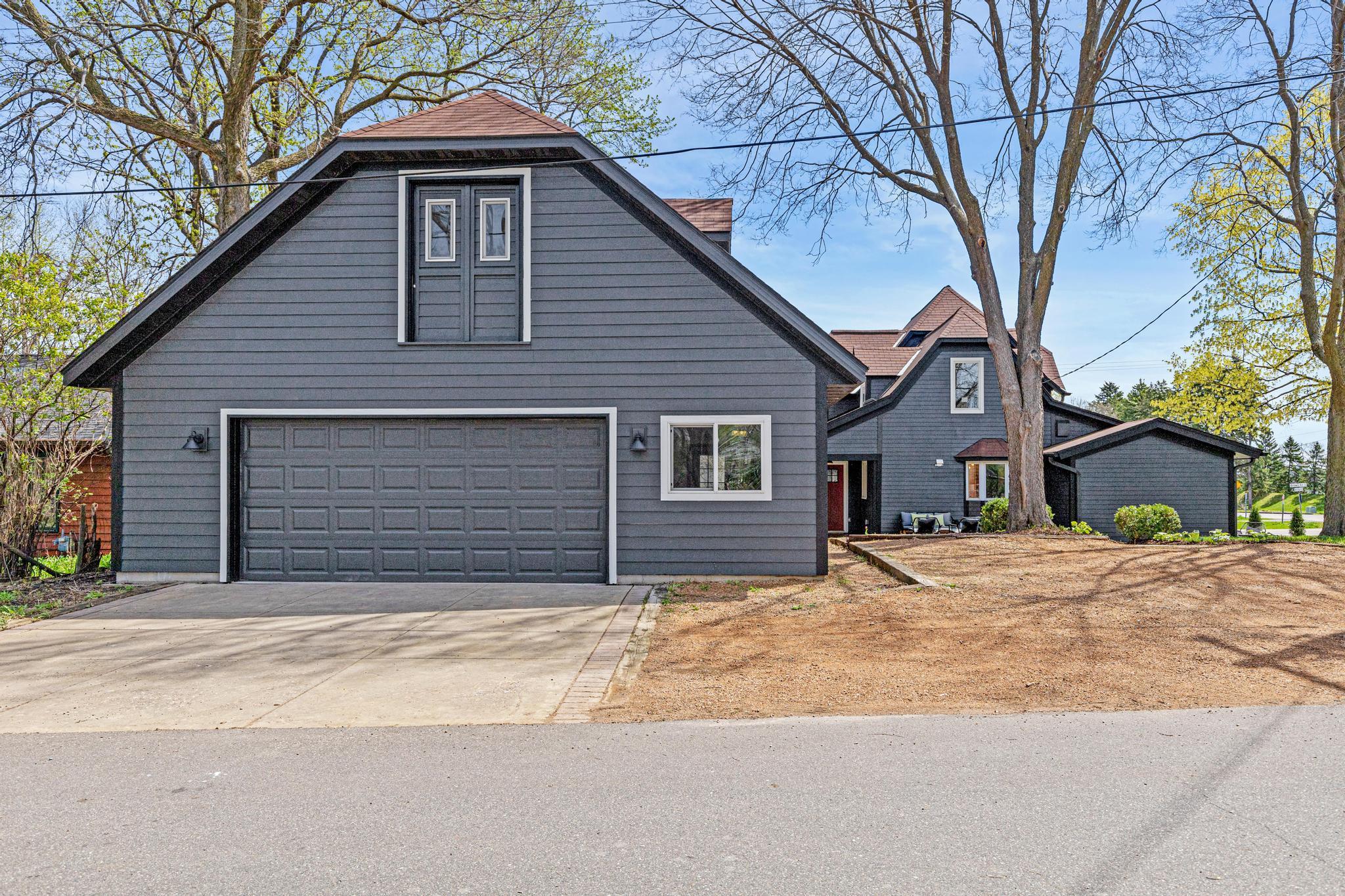 1395 Brown Road South Wayzata, MN 55391 - Photo 2 of 30 Gallery Image 2