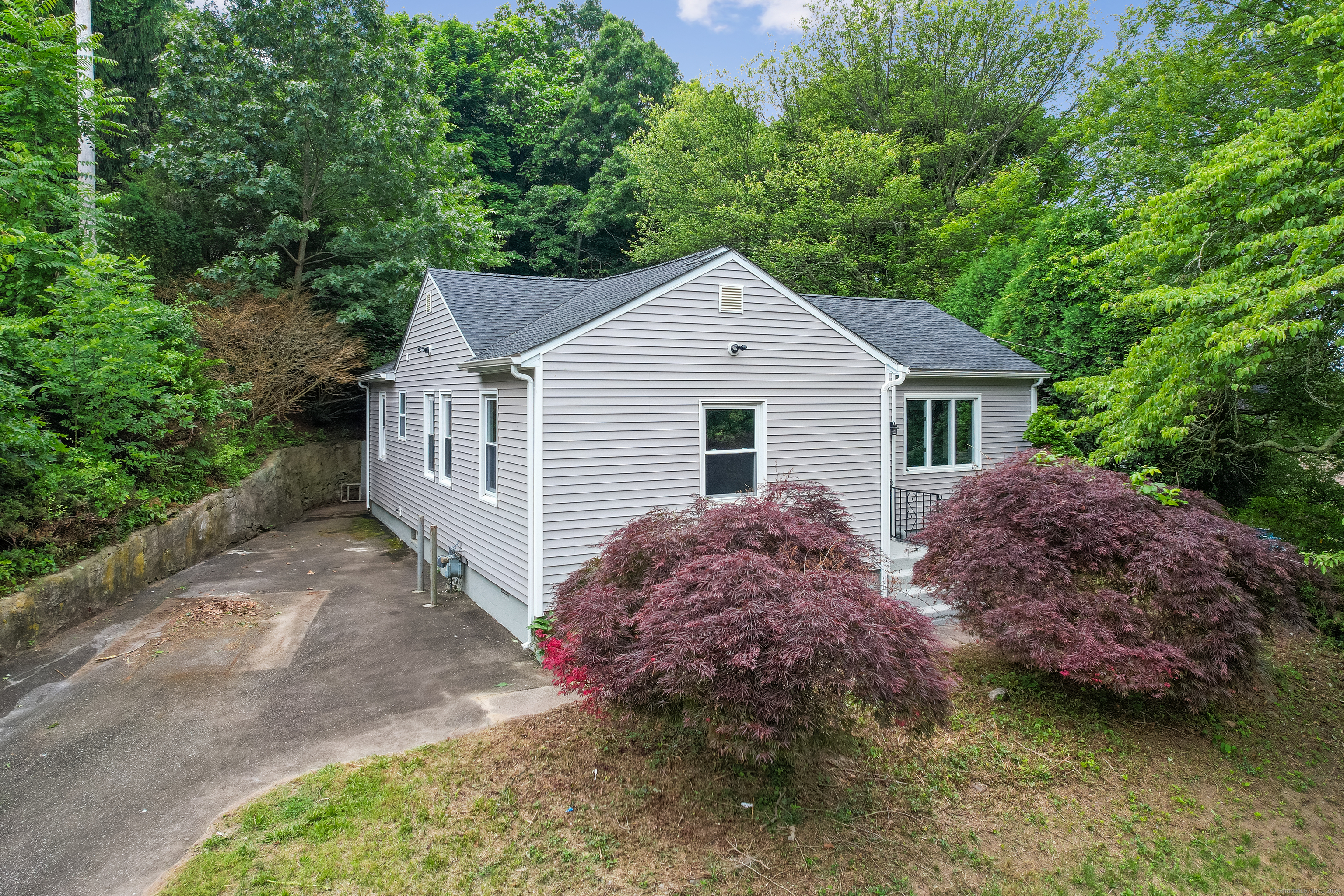 44 Spring Street Ansonia, CT 06401 - Photo 1 of 1