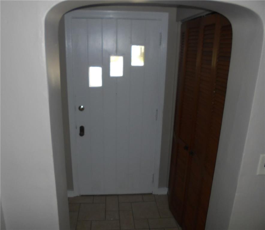 234 Long Road Pittsburgh, PA 15235 - Photo 4 of 14 Gallery Image 4