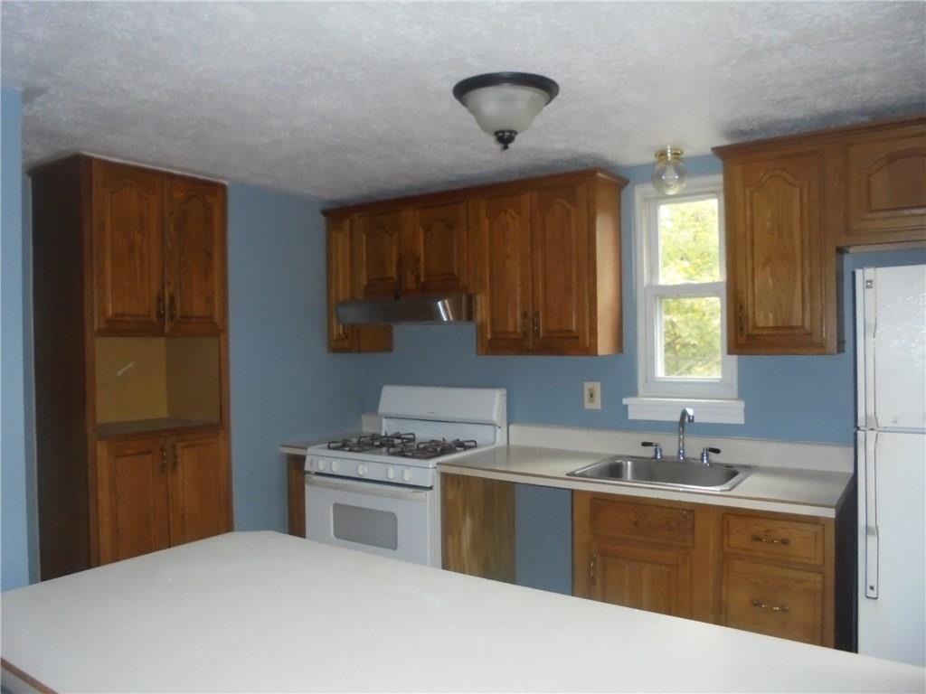 234 Long Road Pittsburgh, PA 15235 - Photo 8 of 14 Gallery Image 8