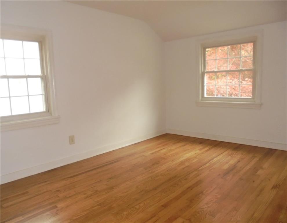 234 Long Road Pittsburgh, PA 15235 - Photo 10 of 14 Gallery Image 10