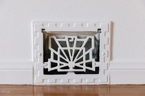 $1,995,000 | 136 South Arden Boulevard, Los Angeles, CA 90004