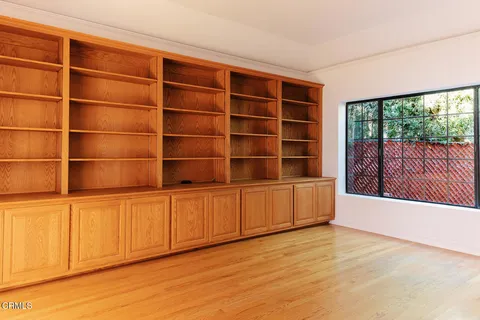 $1,995,000 | 136 South Arden Boulevard, Los Angeles, CA 90004