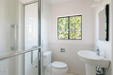 $1,995,000 | 136 South Arden Boulevard, Los Angeles, CA 90004