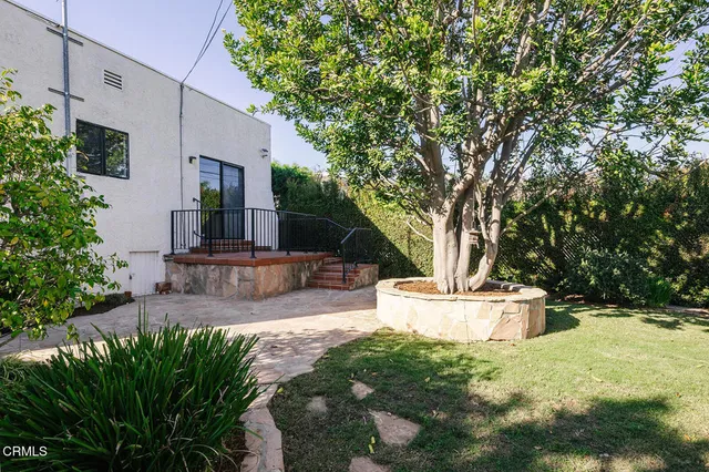 $1,995,000 | 136 South Arden Boulevard, Los Angeles, CA 90004