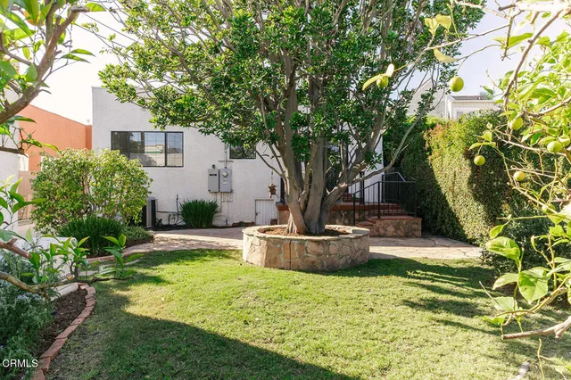 $1,995,000 | 136 South Arden Boulevard, Los Angeles, CA 90004