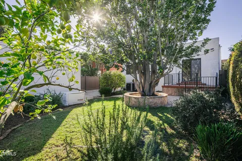 $1,995,000 | 136 South Arden Boulevard, Los Angeles, CA 90004