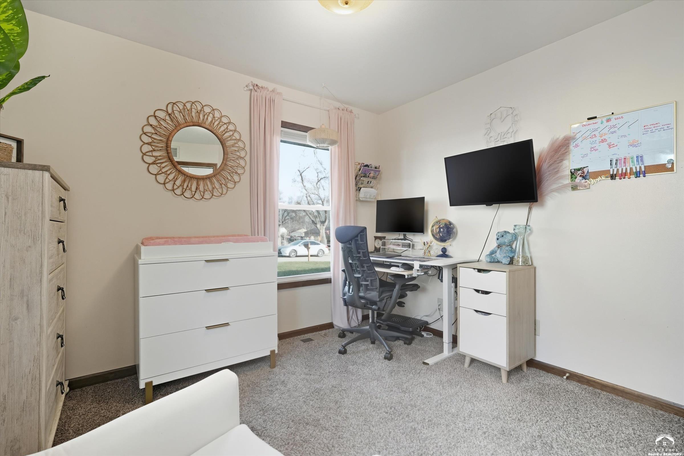 1829 Brook Street Lawrence, KS 66044 - Photo 20 of 33