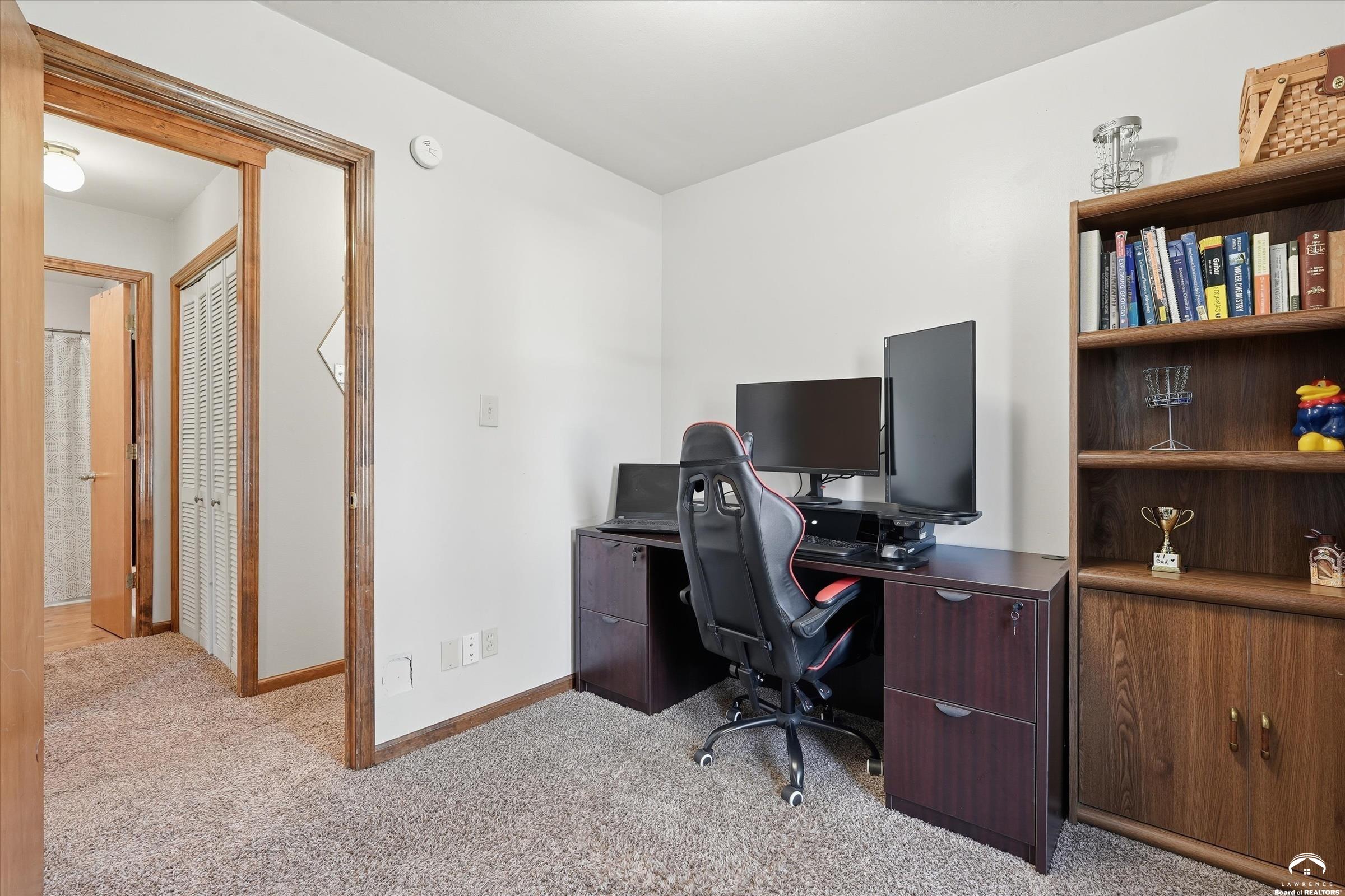 1829 Brook Street Lawrence, KS 66044 - Photo 22 of 33