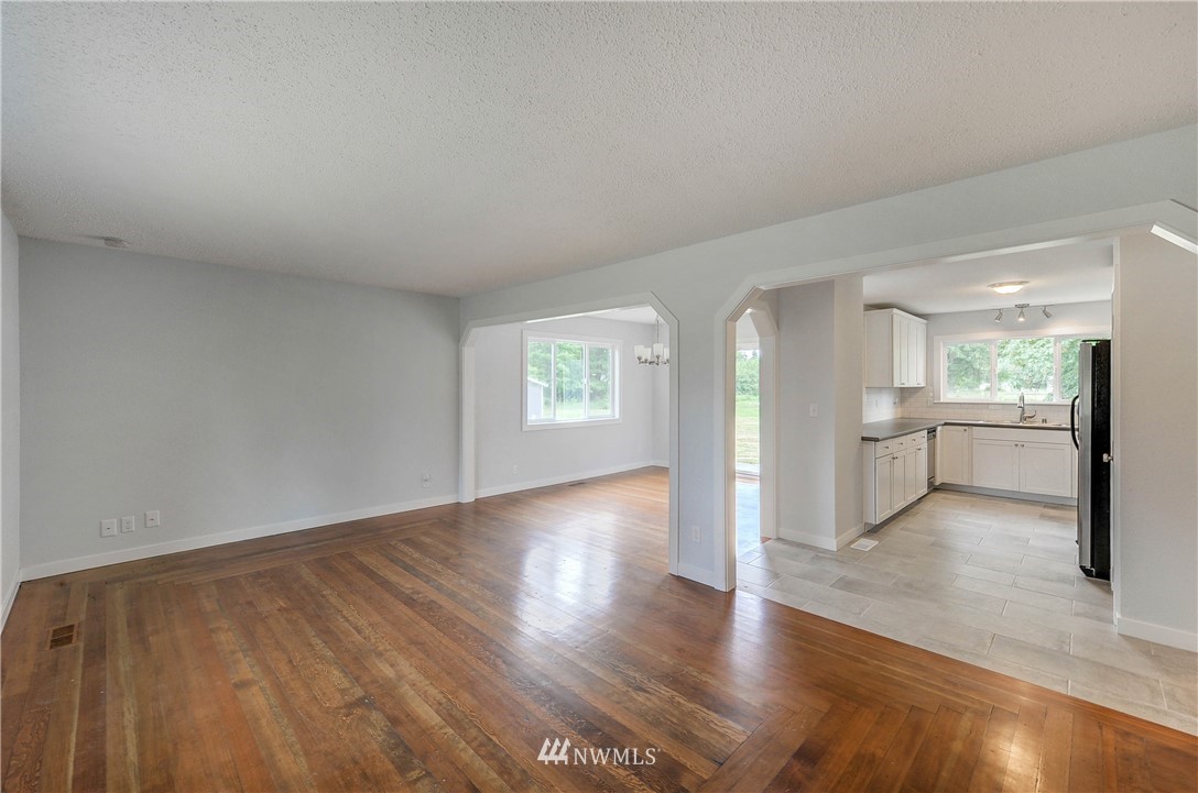 8424 Littlerock Road Southwest Olympia, WA 98512 - Photo 7 of 25 Gallery Image 7