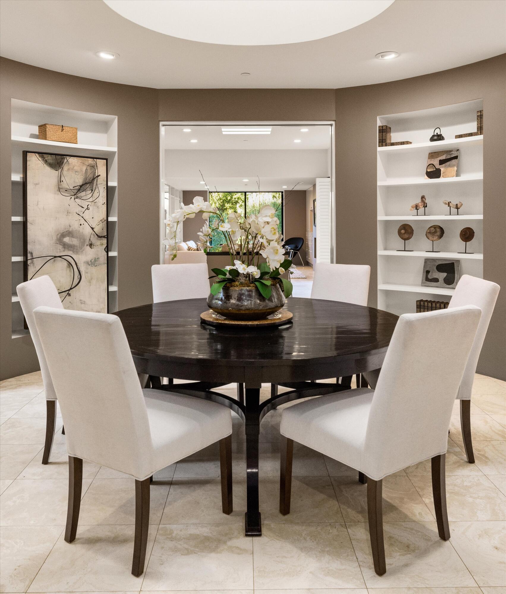 301 San Ysidro Road Montecito, CA 93108 - Photo 6 of 18 6