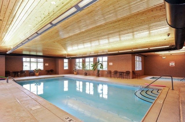 $453,000 | 40 Prairie Park Drive, Unit 709, Wheeling, IL 60090