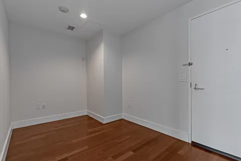 $1,100,000 | 77 Hudson Street, Unit 2705, Jersey City, NJ 07302