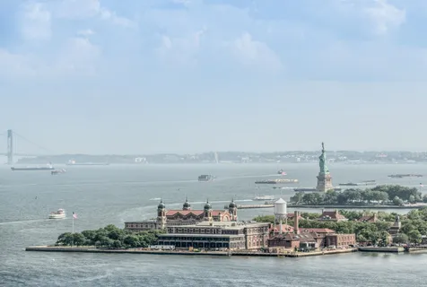 $1,100,000 | 77 Hudson Street, Unit 2705, Jersey City, NJ 07302