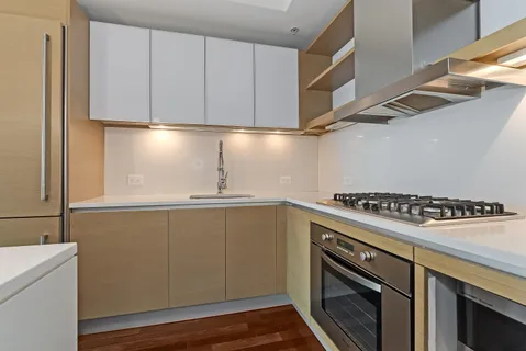 $1,100,000 | 77 Hudson Street, Unit 2705, Jersey City, NJ 07302