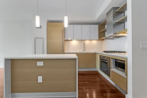 $1,100,000 | 77 Hudson Street, Unit 2705, Jersey City, NJ 07302