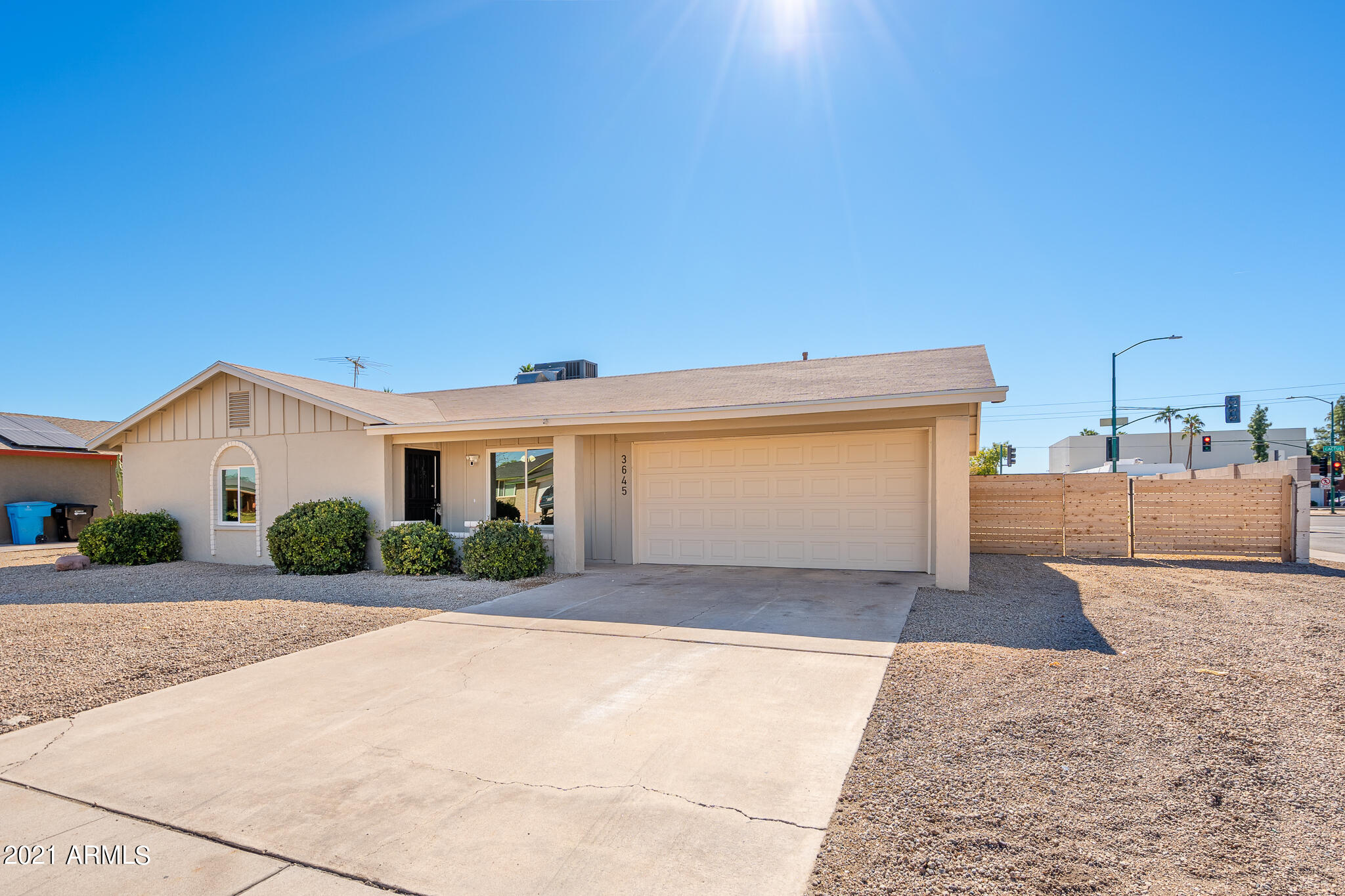 3645 West Wethersfield Road Phoenix, AZ 85029 - Photo 1 of 32 01_Front_01