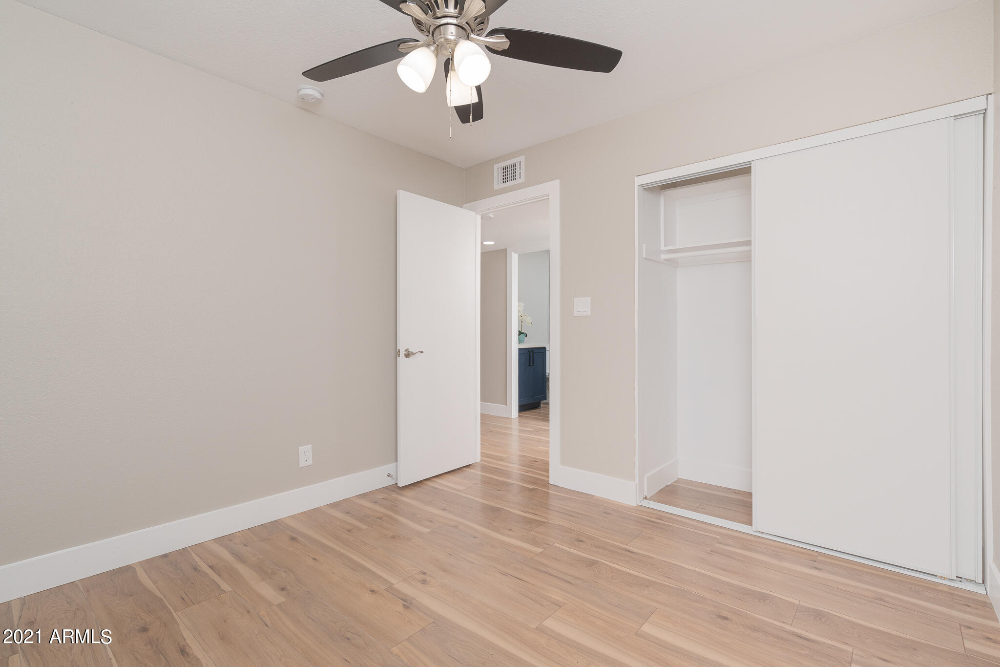 3645 West Wethersfield Road Phoenix, AZ 85029 - Photo 19 of 32 19_Bed3_02