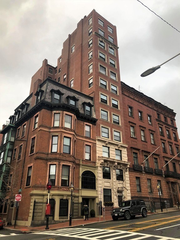 48 Beacon Street, Unit 9R Boston, MA 02108 - Photo 19 of 21 a front view of a building