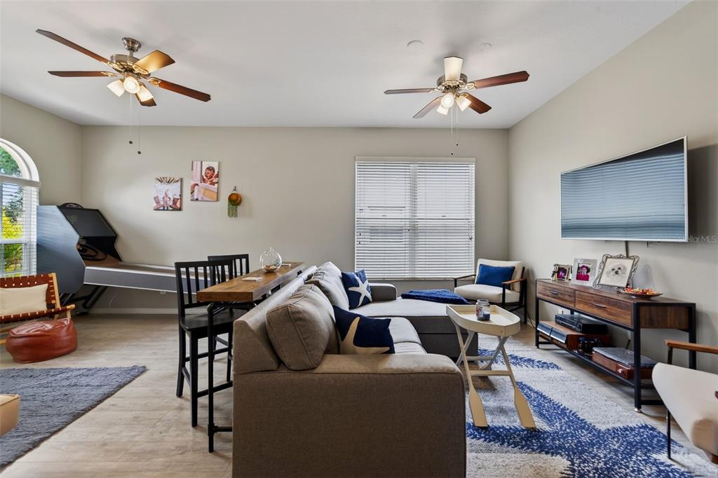 408 Delwood Breck Street Ruskin, FL 33570 - Photo 27 of 76