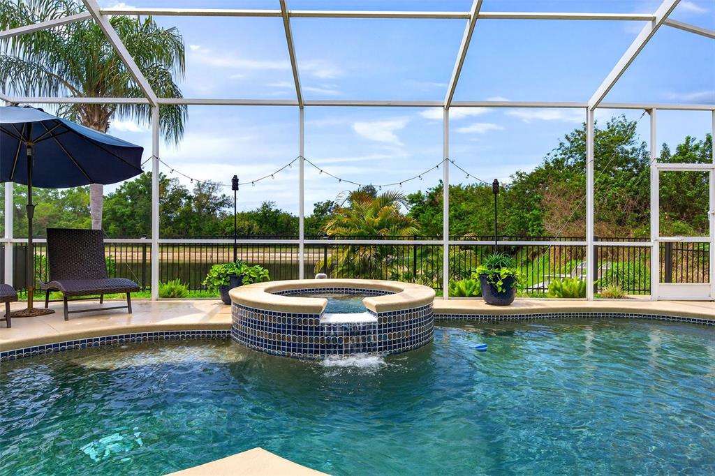 408 Delwood Breck Street Ruskin, FL 33570 - Photo 4 of 76