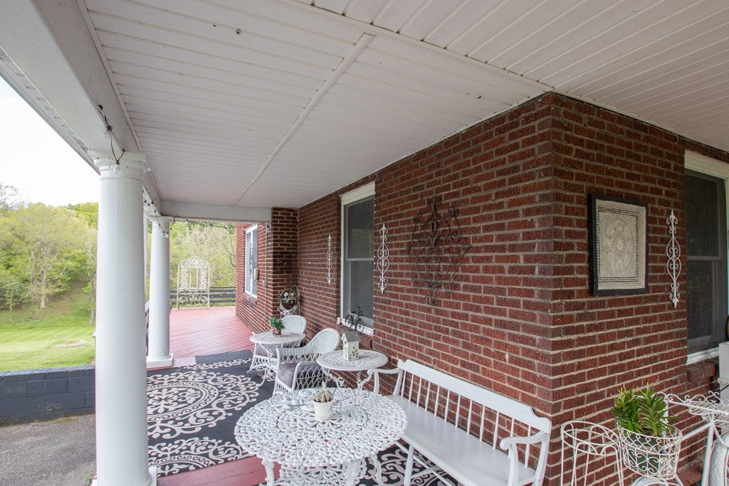 21507 Green Spring Road Abingdon, VA 24211 - Photo 7 of 53 Gallery Image 7