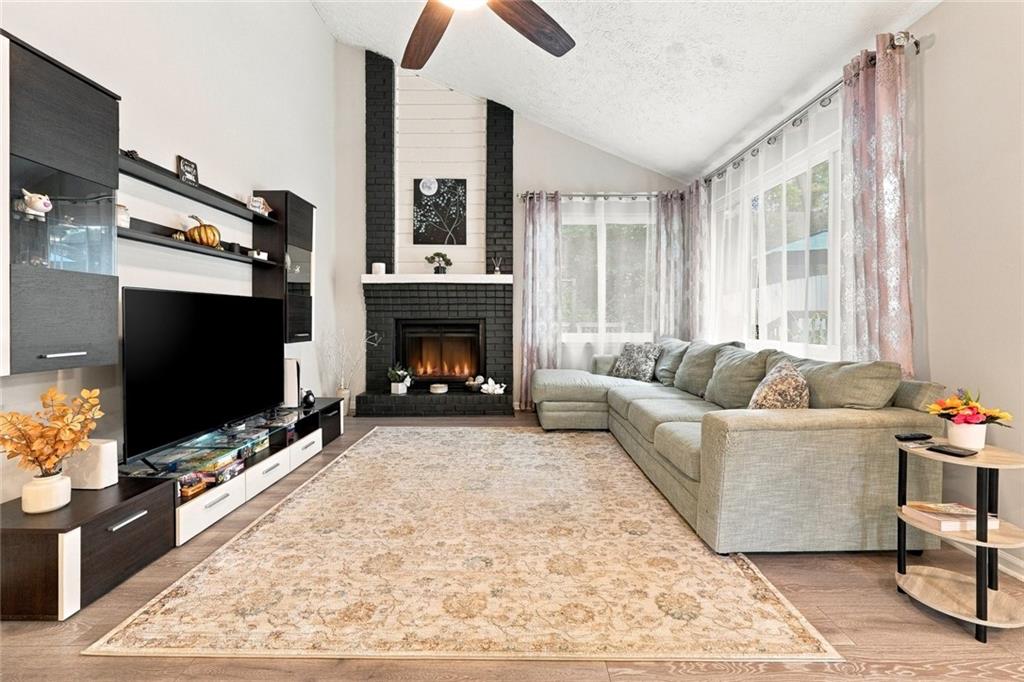 2644 Royal Oak Court Acworth, GA 30102 - Photo 7 of 38 Gallery Image 7