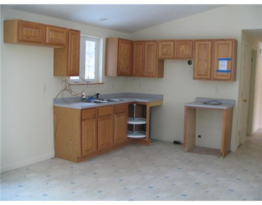 14 Highland Pines Road Bridgton, ME 04009 - Photo 6 of 11 Kitchen.