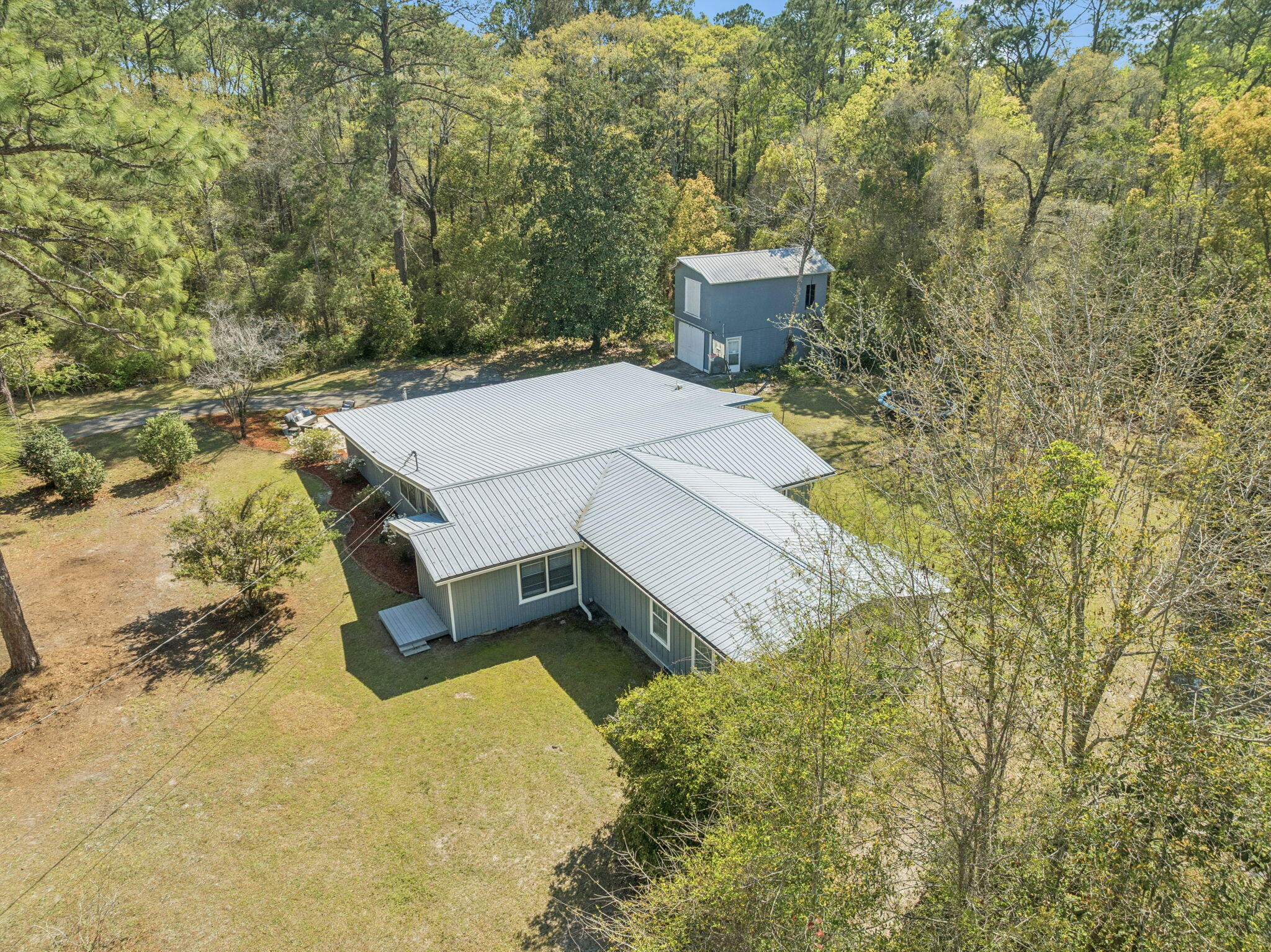 190 Meadowbrook Lane DeFuniak Springs, FL 32435 - Photo 13 of 68 7