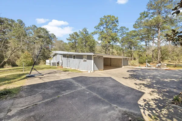 $475,000 | 190 Meadowbrook Lane, DeFuniak Springs, FL 32435
