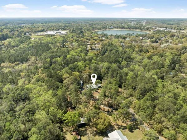 $475,000 | 190 Meadowbrook Lane, DeFuniak Springs, FL 32435