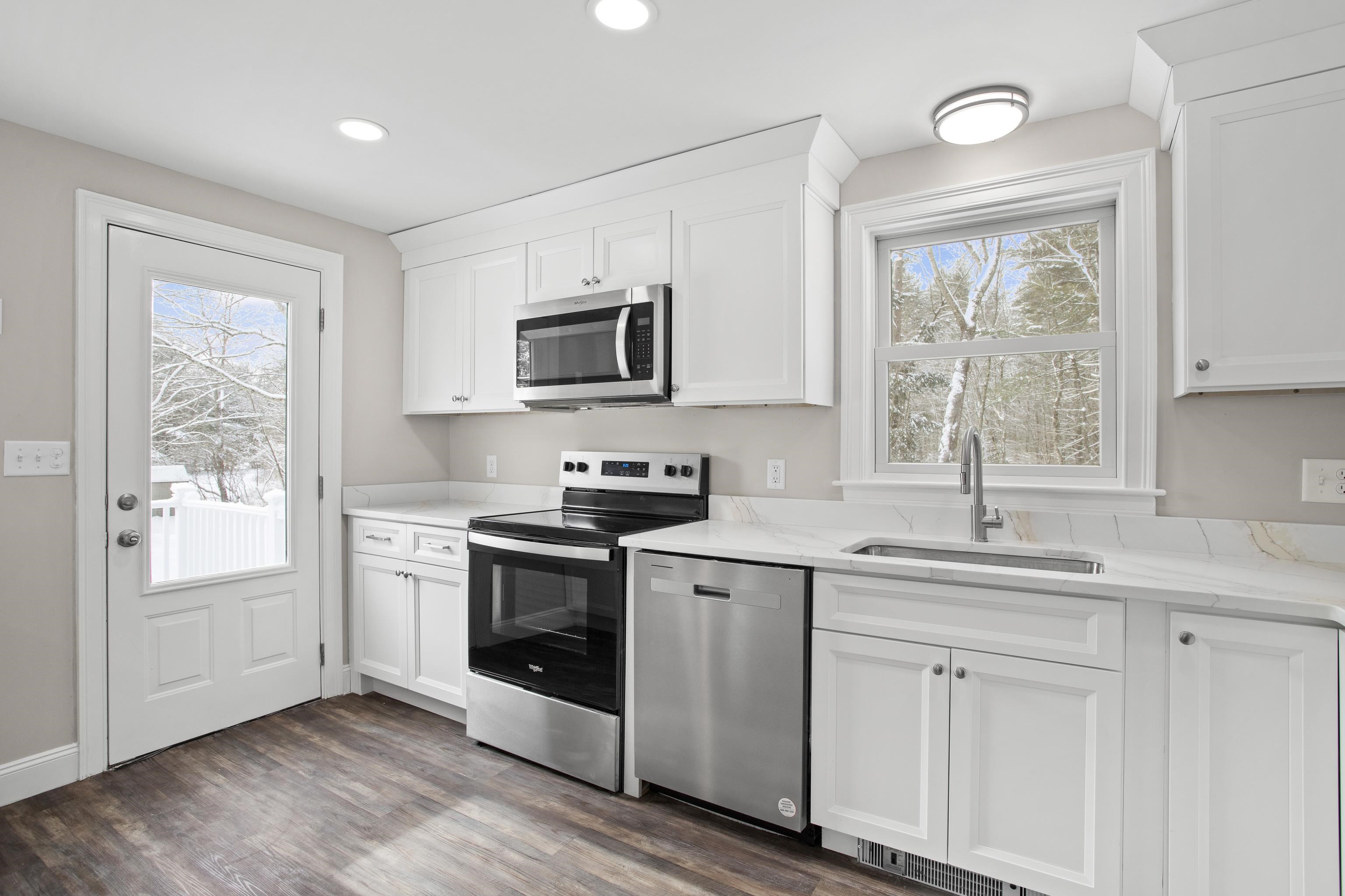 49 Depot Road Epping, NH 03042 - Photo 34 of 60