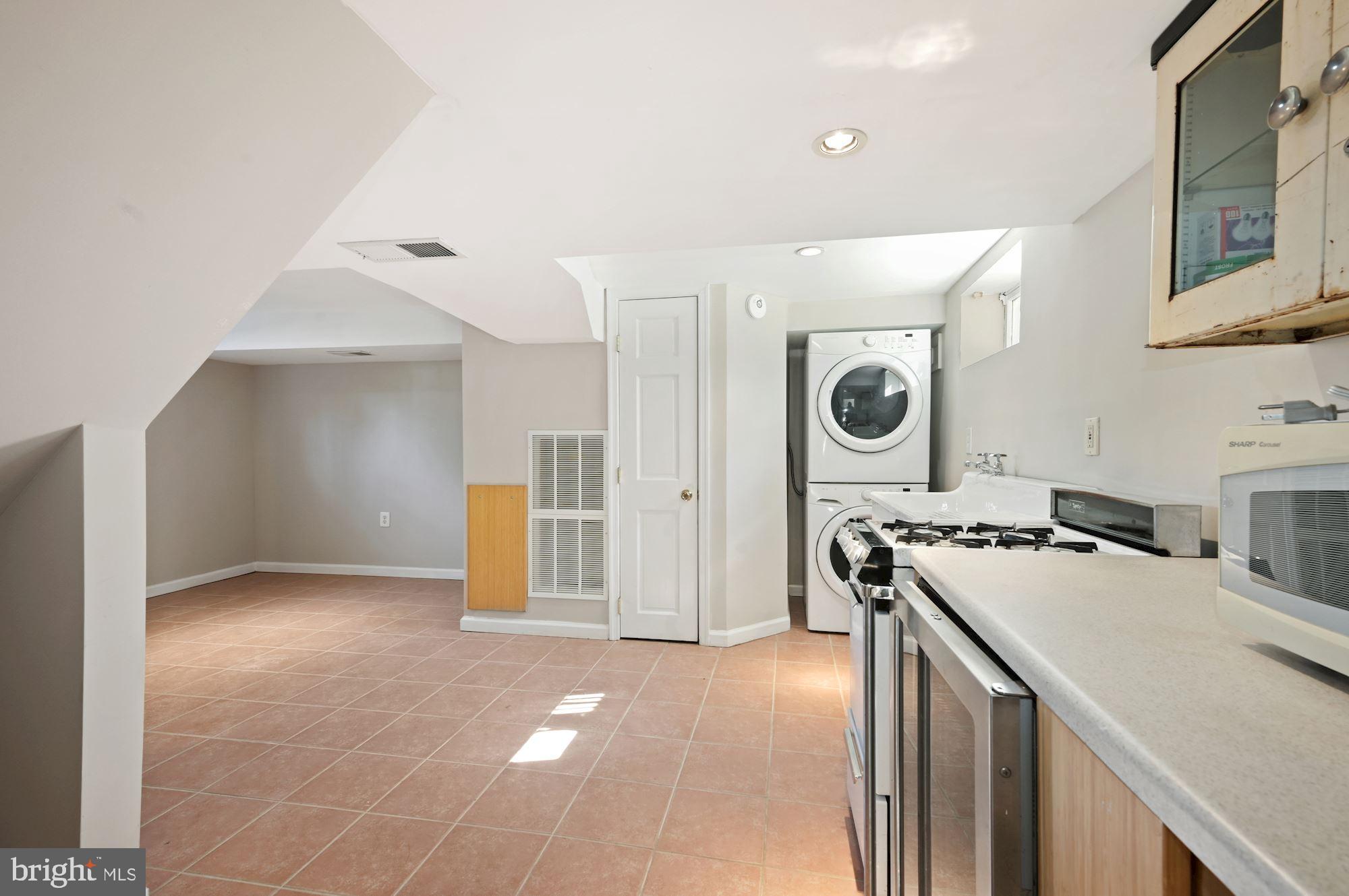 2111 Chillum Road Hyattsville, MD 20782 - Photo 32 of 42 Gallery Image 32